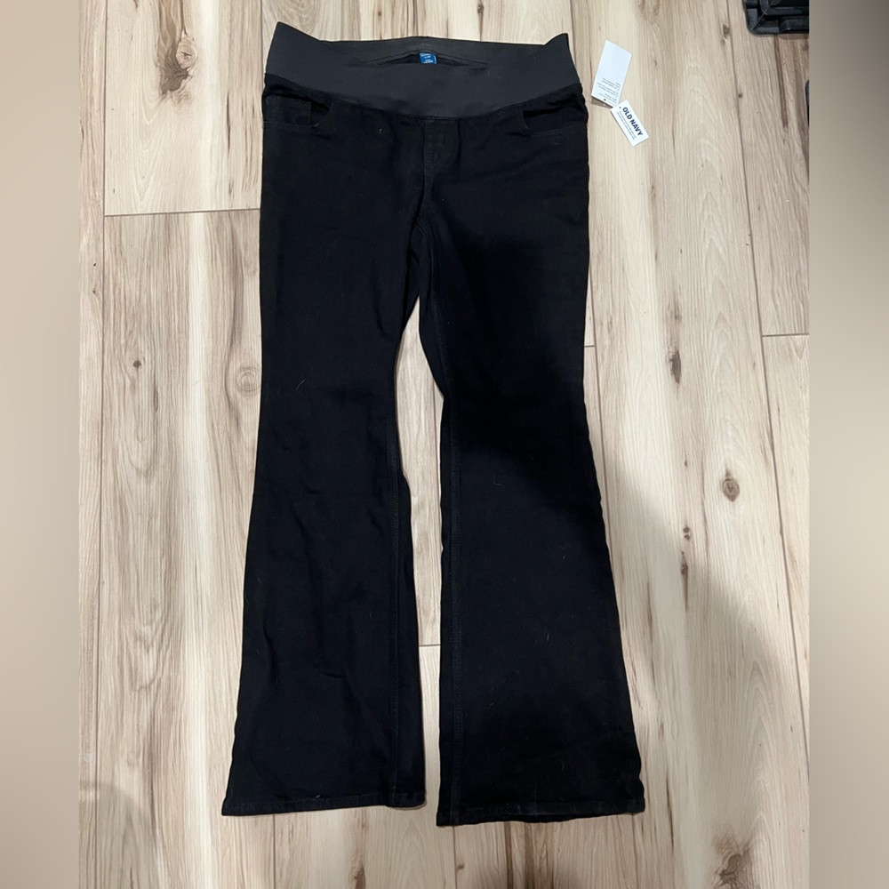 Old navy black maternity flares NWT